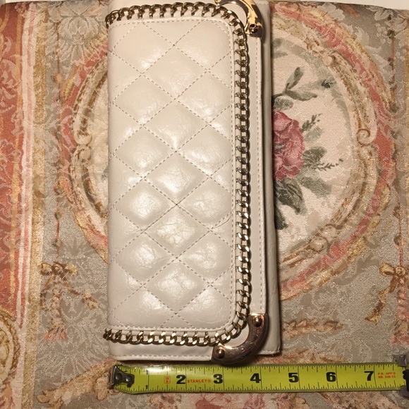 Women's Cream Quilted Wallet/Clutch Purse - Picture 9 of 11